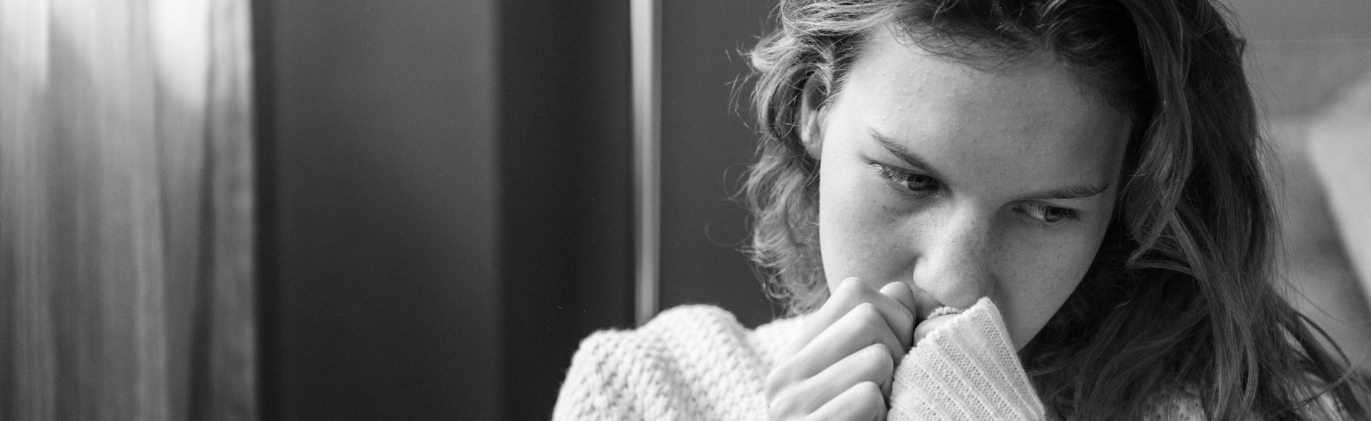 Femme épanouie Psychogenealogie Famille Mère Épouse